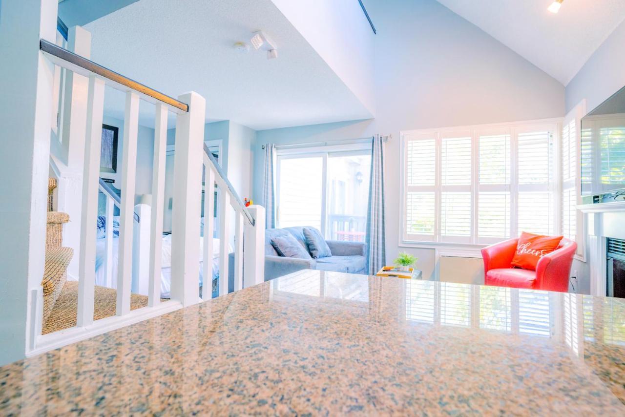 ブルー・マウンテンズ Gorgeous Loft In The Heart Of Blue Mountainヴィラ エクステリア 写真